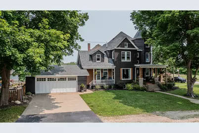 140 S State Street, Tiskilwa, IL 61368 - Photo 1