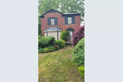 8214 S Yates Boulevard, Chicago, IL 60617 - Photo 1
