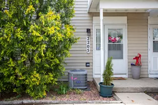 2205 Colorado Ave, Elgin, IL 60123 - Photo 1