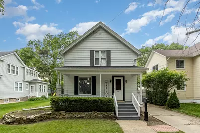 614 Oak Avenue, Aurora, IL 60506 - Photo 1