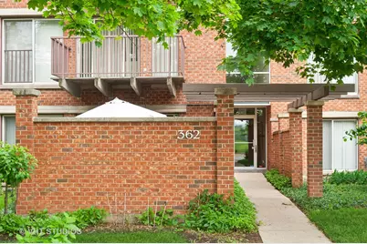 362 Kelburn Road #124, Deerfield, IL 60015 - Photo 1