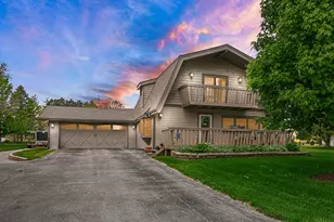 32638 S Lia Ln, Beecher, IL 60401 - Photo 1