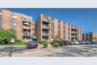 8936 N Parkside Avenue #402, Des Plaines, IL 60016 - Photo 1