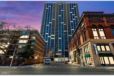 1560 N Sandburg Terrace #3007, Chicago, IL 60610 - Photo 1