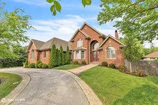 9937 S 88th Ave, Palos Hills, IL 60465 - Photo 1