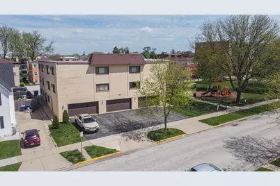 1258 Brown Street #204, Des Plaines, IL 60016 - Photo 1