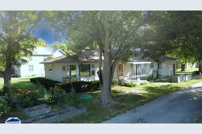 202 N Grant Street, Crescent City, IL 60928 - Photo 1