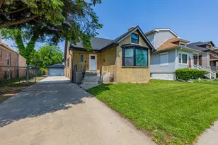 8644 S Phillips Ave, Chicago, IL 60617 - Photo 1