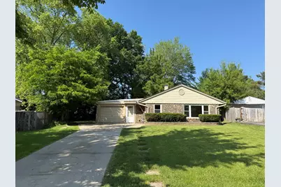 127 Birch Street, Carpentersville, IL 60110 - Photo 1