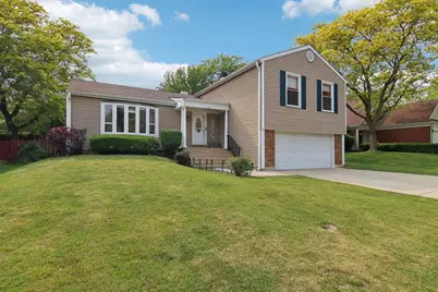 634 Primrose Lane, Schaumburg, IL 60194 - Photo 1