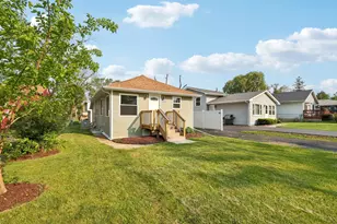 1508 N Lake Shore Dr, Round Lake Beach, IL 60073 - Photo 1