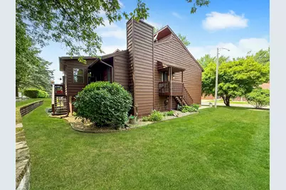 2901 Acorn Drive, Freeport, IL 61032 - Photo 1