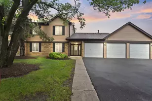 304 Memory Ln, Westmont, IL 60559 - Photo 1