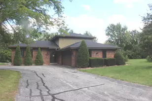 26509 S Woodlawn Ave, Crete, IL 60417 - Photo 1