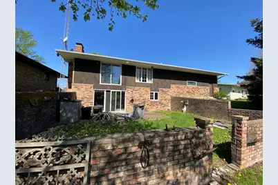 116 W Hislop Drive, Cissna Park, IL 60924 - Photo 1