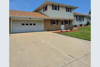 421 W 1st Street, Stillman Valley, IL 61084 - Photo 1