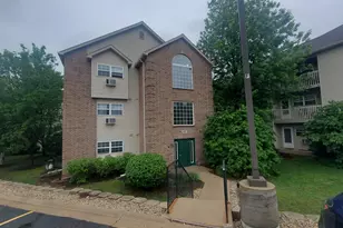 430 Cunat Blvd, Richmond, IL 60071 - Photo 1