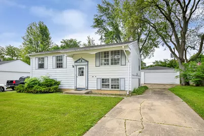 323 Mark Avenue, Glendale Heights, IL 60139 - Photo 1