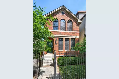 3329 N Bell Avenue, Chicago, IL 60618 - Photo 1