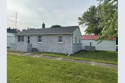 106 W South Street, Elliott, IL 60933 - Photo 1