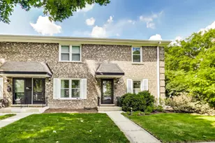 1004 Saint James Street W, Arlington Heights, IL 60005 - Photo 1