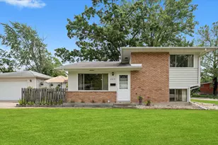 205 Westwood Dr, Park Forest, IL 60466 - Photo 1