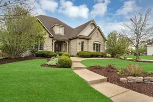 2559 Bird Ln, Batavia, IL 60510 - Photo 1