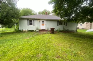 2015 Leigh St, Rockford, IL 61108 - Photo 1