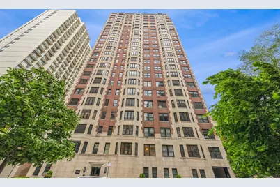 421 W Melrose Street #10B, Chicago, IL 60657 - Photo 1