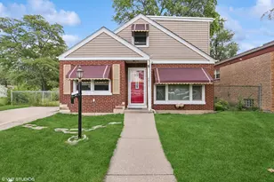 4613 S Laramie Ave, Chicago, IL 60638 - Photo 1