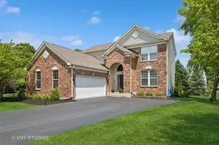 4370 Whitehall Ln, Algonquin, IL 60102 - Photo 1