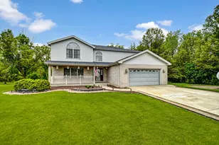 24495 Patriot Ct, Crete, IL 60417 - Photo 1