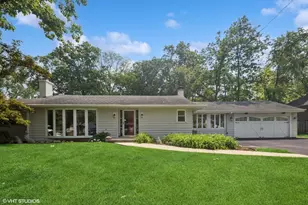 359 N Shady Ln, Elmhurst, IL 60126 - Photo 1