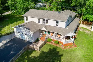 6N419 Forest Ave, Saint Charles, IL 60174 - Photo 1