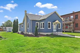 1102 Oakland Ave, Joliet, IL 60435 - Photo 1