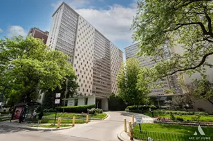 3950 N Lake Shore Dr, Chicago, IL 60613 - Photo 1