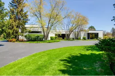 205 N Savanna Court, Lake Forest, IL 60045 - Photo 1