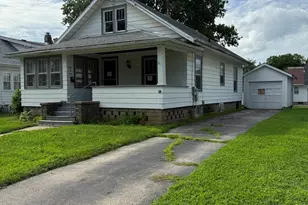 1707 W 3rd St, Dixon, IL 61021 - Photo 1