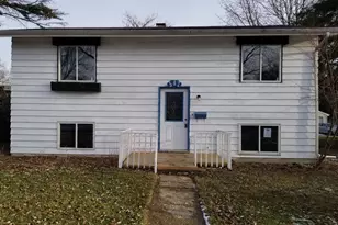 547 N Ridgemoor Ave, Mundelein, IL 60060 - Photo 1