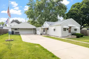 1811 Dearborn St, Crest Hill, IL 60403 - Photo 1