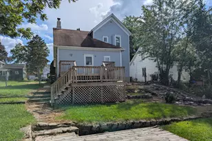 314 W Chestnut, Freeport, IL 61032 - Photo 1