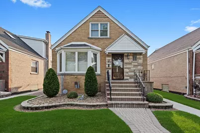 5718 S Natoma Avenue, Chicago, IL 60638 - Photo 1