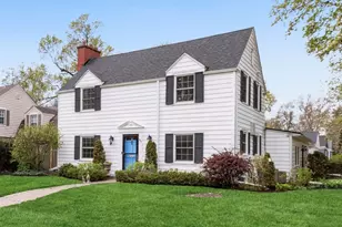 843 Chilton Ln, Wilmette, IL 60091 - Photo 1