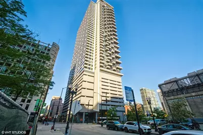 235 W Van Buren Street #4222, Chicago, IL 60607 - Photo 1