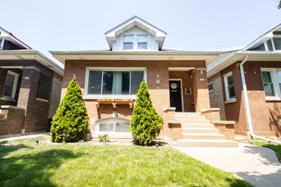 5236 W Nelson Street, Chicago, IL 60641 - Photo 1