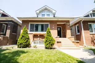 5236 W Nelson St, Chicago, IL 60641 - Photo 1