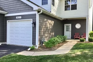 1611 Woodcrest Cir, Mundelein, IL 60060 - Photo 1
