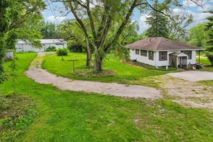 21145 Il-113 Hwy, Custer Park, IL 60481 - Photo 1