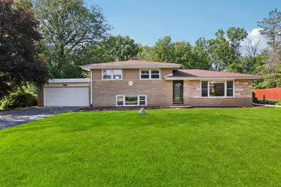 10505 Fitzsimmons Drive, Palos Park, IL 60464 - Photo 1