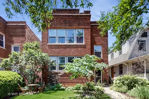 117 S Grove Ave, Oak Park, IL 60302 - Photo 1